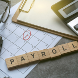 Choosing the best pay frequency: Weekly, bi-weekly, semi-monthly or monthly?